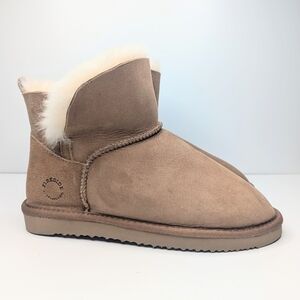 Fireside by Dearfoams Perth genuine shearling slippers pull on women's size 8